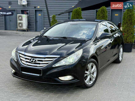 Хендай Соната 2011 у Києві на Automoto.ua Чорний Хендай Соната, об'ємом двигуна 2 л та пробігом 186 тис. км за 6599 $, фото 1 на Automoto.ua