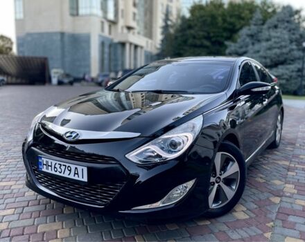 Черный Хендай Соната, объемом двигателя 2 л и пробегом 215 тыс. км за 9500 $, фото 1 на Automoto.ua