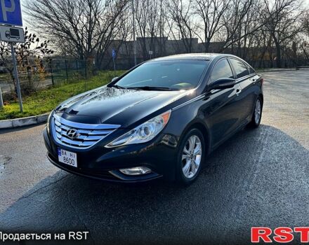 Чорний Хендай Соната, об'ємом двигуна 2.4 л та пробігом 200 тис. км за 7600 $, фото 1 на Automoto.ua