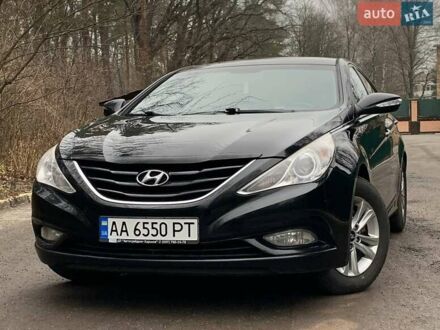 Чорний Хендай Соната, об'ємом двигуна 2 л та пробігом 157 тис. км за 8300 $, фото 1 на Automoto.ua