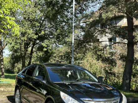 Черный Хендай Соната, объемом двигателя 2 л и пробегом 163 тыс. км за 10500 $, фото 1 на Automoto.ua