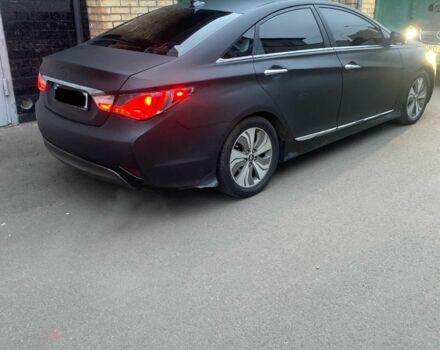 Чорний Хендай Соната, об'ємом двигуна 2.4 л та пробігом 300 тис. км за 5550 $, фото 1 на Automoto.ua