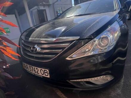 Хендай Соната 2013 у Києві на Automoto.ua Чорний Хендай Соната, об'ємом двигуна 2.36 л та пробігом 241 тис. км за 7170 $, фото 1 на Automoto.ua