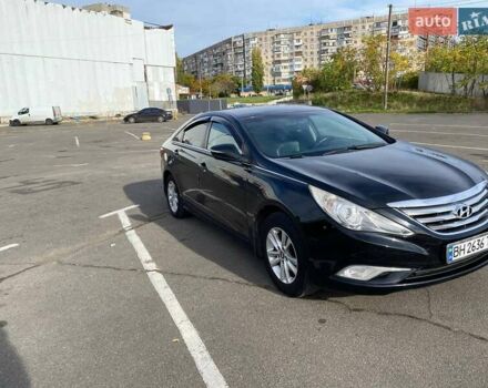 Хендай Соната 2013 в Одессе на Automoto.ua Черный Хендай Соната, объемом двигателя 2 л и пробегом 268 тыс. км за 7500 $, фото 1 на Automoto.ua