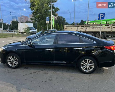 Черный Хендай Соната, объемом двигателя 2 л и пробегом 240 тыс. км за 6700 $, фото 1 на Automoto.ua