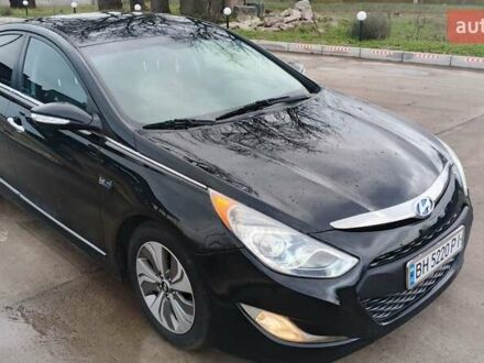 Черный Хендай Соната, объемом двигателя 2.4 л и пробегом 236 тыс. км за 8200 $, фото 1 на Automoto.ua