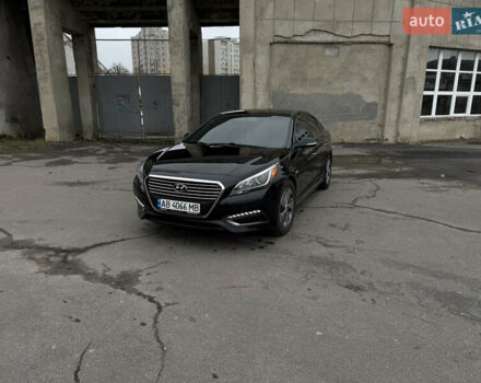 Черный Хендай Соната, объемом двигателя 2 л и пробегом 117 тыс. км за 13500 $, фото 1 на Automoto.ua