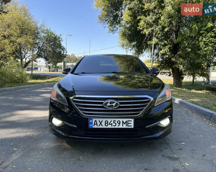 Черный Хендай Соната, объемом двигателя 2 л и пробегом 328 тыс. км за 10500 $, фото 1 на Automoto.ua