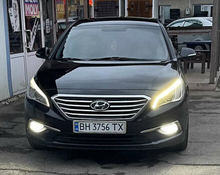 Черный Хендай Соната, объемом двигателя 2 л и пробегом 197 тыс. км за 13500 $, фото 1 на Automoto.ua