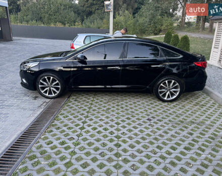 Черный Хендай Соната, объемом двигателя 2 л и пробегом 250 тыс. км за 10700 $, фото 1 на Automoto.ua