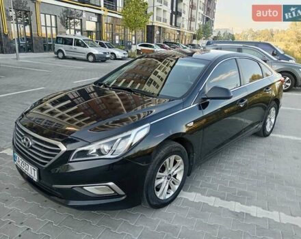 Чорний Хендай Соната, об'ємом двигуна 2 л та пробігом 250 тис. км за 9200 $, фото 1 на Automoto.ua