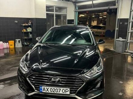 Хендай Соната 2017 в Харькове на Automoto.ua Черный Хендай Соната, объемом двигателя 2.36 л и пробегом 109 тыс. км за 14299 $, фото 1 на Automoto.ua
