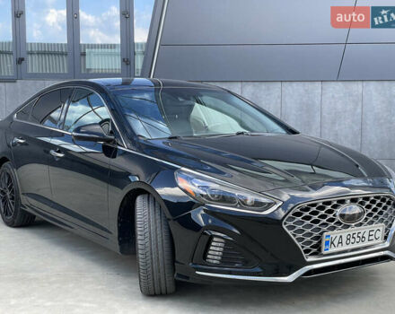 Черный Хендай Соната, объемом двигателя 2.36 л и пробегом 83 тыс. км за 14000 $, фото 1 на Automoto.ua