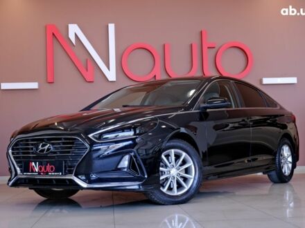 Чорний Хендай Соната, об'ємом двигуна 2.4 л та пробігом 120 тис. км за 11900 $, фото 1 на Automoto.ua