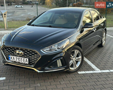 Черный Хендай Соната, объемом двигателя 2.4 л и пробегом 140 тыс. км за 13600 $, фото 1 на Automoto.ua