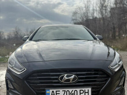 Черный Хендай Соната, объемом двигателя 2.4 л и пробегом 56 тыс. км за 14500 $, фото 1 на Automoto.ua