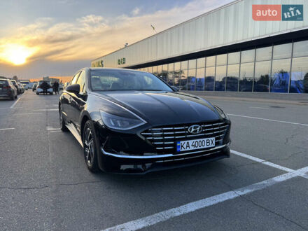 Хендай Соната 2021 в Киеве на Automoto.ua Черный Хендай Соната, объемом двигателя 2 л и пробегом 42 тыс. км за 21300 $, фото 1 на Automoto.ua