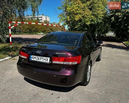 Фиолетовый Хендай Соната, объемом двигателя 2.4 л и пробегом 256 тыс. км за 4988 $, фото 9 на Automoto.ua