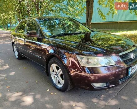 Фиолетовый Хендай Соната, объемом двигателя 2.4 л и пробегом 256 тыс. км за 4988 $, фото 1 на Automoto.ua