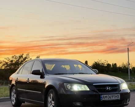 Фіолетовий Хендай Соната, об'ємом двигуна 2.4 л та пробігом 253 тис. км за 4800 $, фото 7 на Automoto.ua