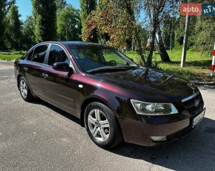 Фиолетовый Хендай Соната, объемом двигателя 2.4 л и пробегом 256 тыс. км за 4988 $, фото 4 на Automoto.ua