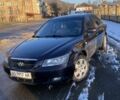 Фіолетовий Хендай Соната, об'ємом двигуна 2 л та пробігом 235 тис. км за 5500 $, фото 4 на Automoto.ua