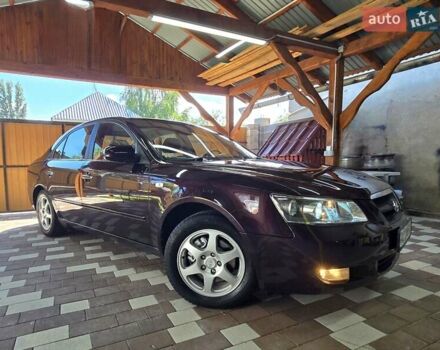 Фіолетовий Хендай Соната, об'ємом двигуна 2 л та пробігом 235 тис. км за 5900 $, фото 15 на Automoto.ua
