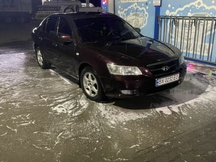 Хендай Соната 2006 в Тальном на Automoto.ua Фиолетовый Хендай Соната, объемом двигателя 2 л и пробегом 370 тыс. км за 5000 $, фото 1 на Automoto.ua