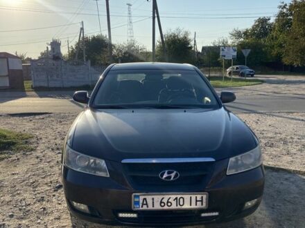 Фиолетовый Хендай Соната, объемом двигателя 2 л и пробегом 290 тыс. км за 5500 $, фото 1 на Automoto.ua