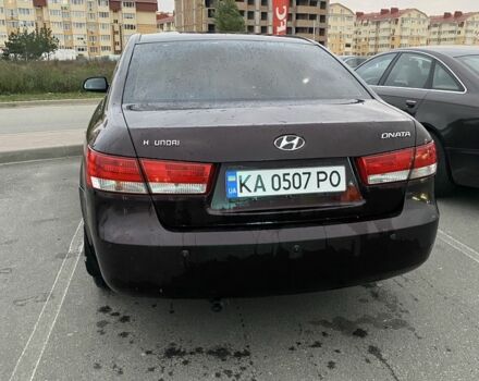 Хендай Соната 2006 у Броварах на Automoto.ua Коричневий Хендай Соната, об'ємом двигуна 2.4 л та пробігом 300 тис. км за 3600 $, фото 1 на Automoto.ua