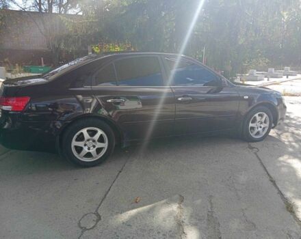 Коричневый Хендай Соната, объемом двигателя 2.4 л и пробегом 200 тыс. км за 4750 $, фото 7 на Automoto.ua