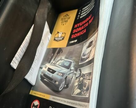 Коричневый Хендай Соната, объемом двигателя 2 л и пробегом 426 тыс. км за 5000 $, фото 20 на Automoto.ua