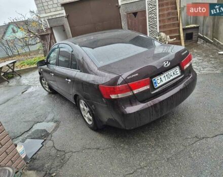 Коричневый Хендай Соната, объемом двигателя 2 л и пробегом 234 тыс. км за 4950 $, фото 3 на Automoto.ua