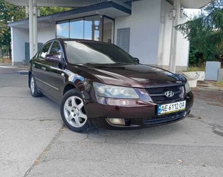 Коричневый Хендай Соната, объемом двигателя 2.4 л и пробегом 200 тыс. км за 4750 $, фото 8 на Automoto.ua