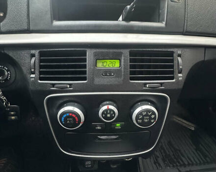 Коричневый Хендай Соната, объемом двигателя 2 л и пробегом 420 тыс. км за 5000 $, фото 21 на Automoto.ua