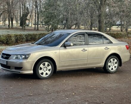 Коричневый Хендай Соната, объемом двигателя 2 л и пробегом 426 тыс. км за 5000 $, фото 1 на Automoto.ua