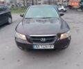 Коричневий Хендай Соната, об'ємом двигуна 2 л та пробігом 242 тис. км за 3800 $, фото 1 на Automoto.ua
