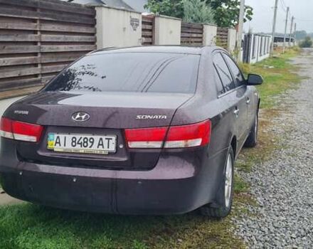 Коричневий Хендай Соната, об'ємом двигуна 2.4 л та пробігом 135 тис. км за 6000 $, фото 1 на Automoto.ua
