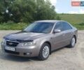 Коричневий Хендай Соната, об'ємом двигуна 2.4 л та пробігом 220 тис. км за 3999 $, фото 1 на Automoto.ua