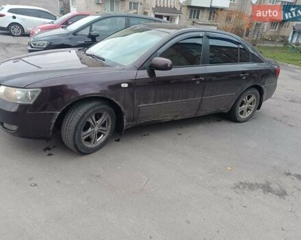 Коричневий Хендай Соната, об'ємом двигуна 2 л та пробігом 242 тис. км за 3800 $, фото 2 на Automoto.ua