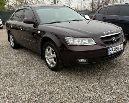 Коричневий Хендай Соната, об'ємом двигуна 2 л та пробігом 240 тис. км за 5900 $, фото 1 на Automoto.ua