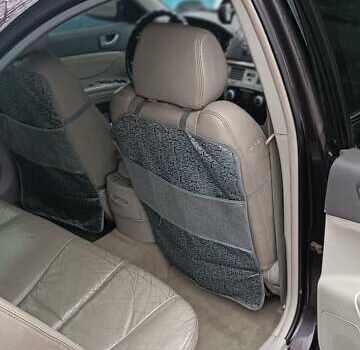 Коричневый Хендай Соната, объемом двигателя 2.4 л и пробегом 408 тыс. км за 5300 $, фото 13 на Automoto.ua