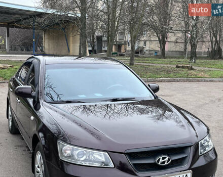 Коричневый Хендай Соната, объемом двигателя 2 л и пробегом 219 тыс. км за 6400 $, фото 1 на Automoto.ua