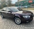 Коричневий Хендай Соната, об'ємом двигуна 2 л та пробігом 255 тис. км за 7600 $, фото 1 на Automoto.ua