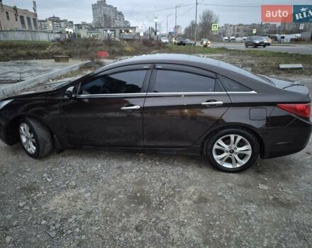 Коричневий Хендай Соната, об'ємом двигуна 2 л та пробігом 264 тис. км за 8000 $, фото 3 на Automoto.ua