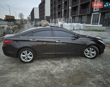 Коричневий Хендай Соната, об'ємом двигуна 2 л та пробігом 264 тис. км за 8000 $, фото 21 на Automoto.ua