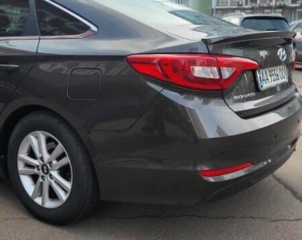 Коричневий Хендай Соната, об'ємом двигуна 2.4 л та пробігом 186 тис. км за 10299 $, фото 4 на Automoto.ua