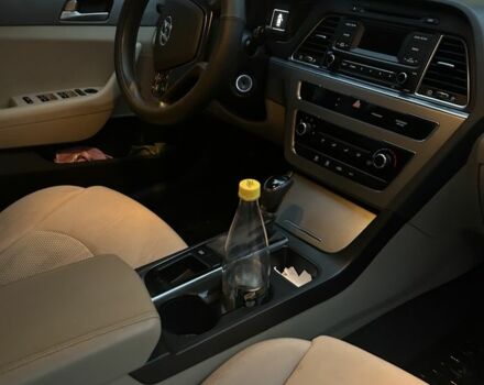 Коричневый Хендай Соната, объемом двигателя 2.4 л и пробегом 220 тыс. км за 261 $, фото 5 на Automoto.ua