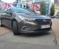 Коричневий Хендай Соната, об'ємом двигуна 2.4 л та пробігом 186 тис. км за 10299 $, фото 1 на Automoto.ua