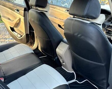 Коричневый Хендай Соната, объемом двигателя 2.36 л и пробегом 120 тыс. км за 13700 $, фото 4 на Automoto.ua